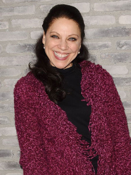 Vidoleo - Kathleen Gati